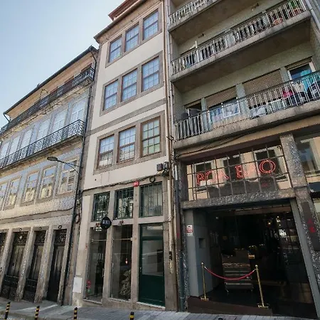 Baixa24 •P1L• Amplo Estudio Na Baixa Com Varanda Porto Exterior photo